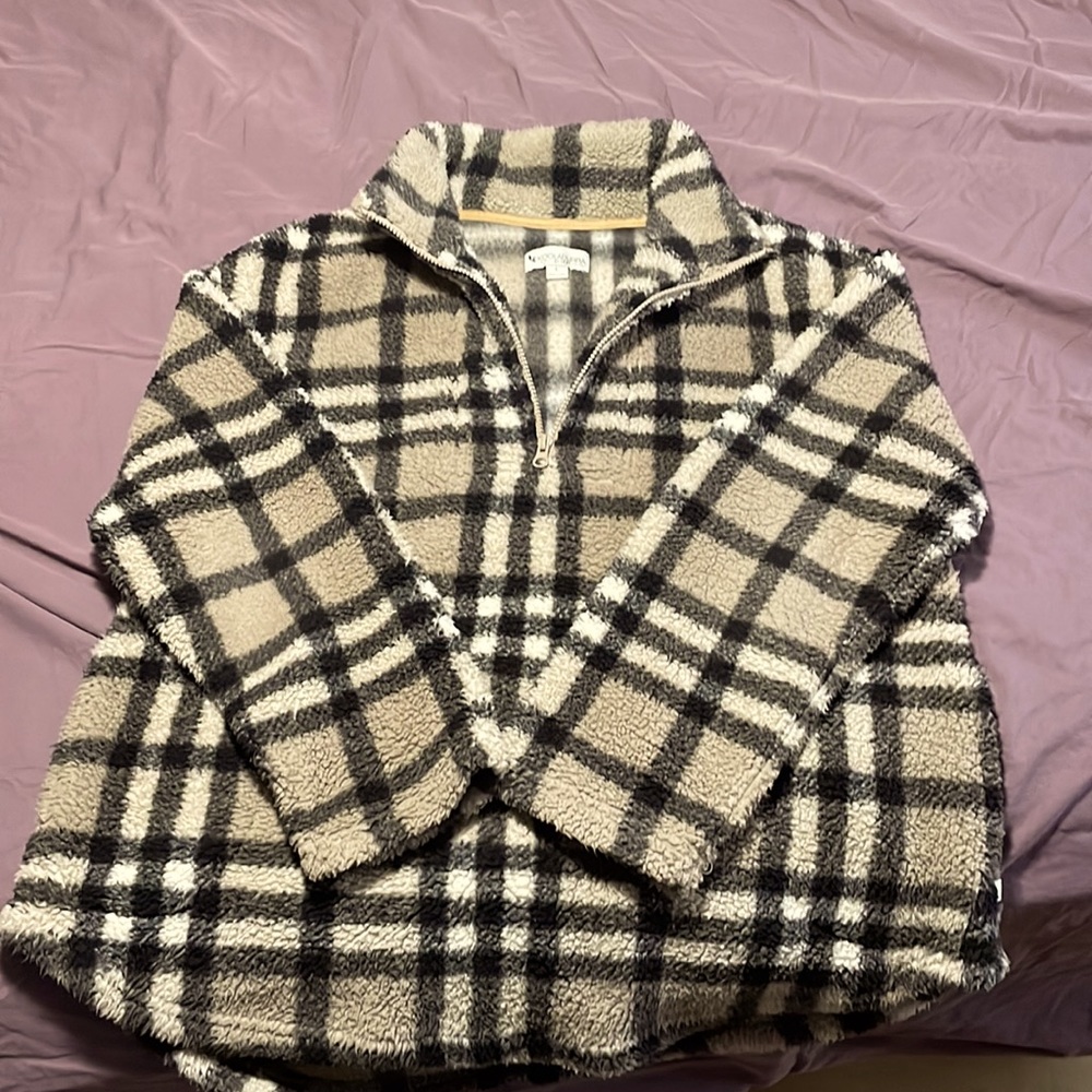 Kookaburra by UGG Womens I/4 zip fleece.  LG.